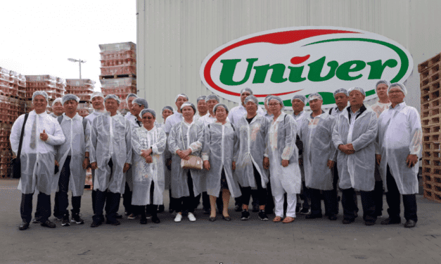 Kínai delegáció látogatása az Univer Product Zrt. kecskeméti üzemében