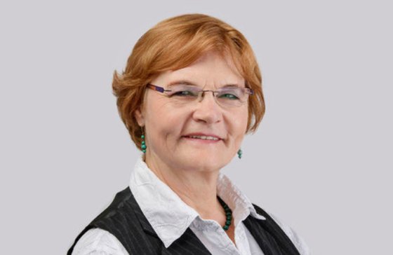 Arany Díszoklevelet kapott Biza Klára