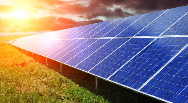Indul a kis kapacitású napelemes rendszerek támogatásának pályáztatása