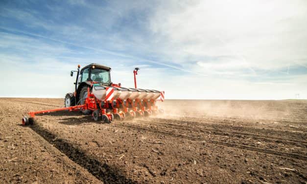 Hosszú távon is biztosítani kell a magyar agrárium versenyképességét