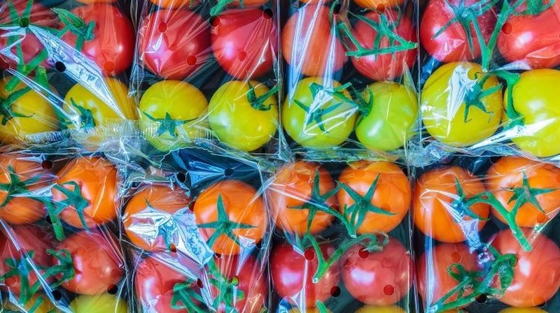 Franciaország is betiltja a zöldségek és gyümölcsök műanyag csomagolását