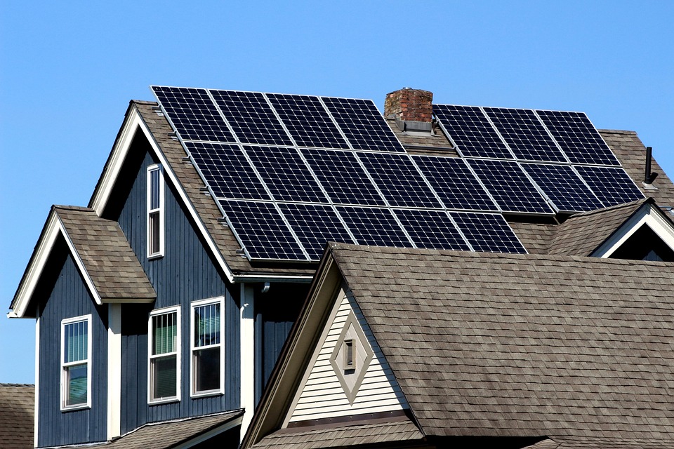 Megjelent a rendelet a napelemek hálózati betáplálási kérdéseiről